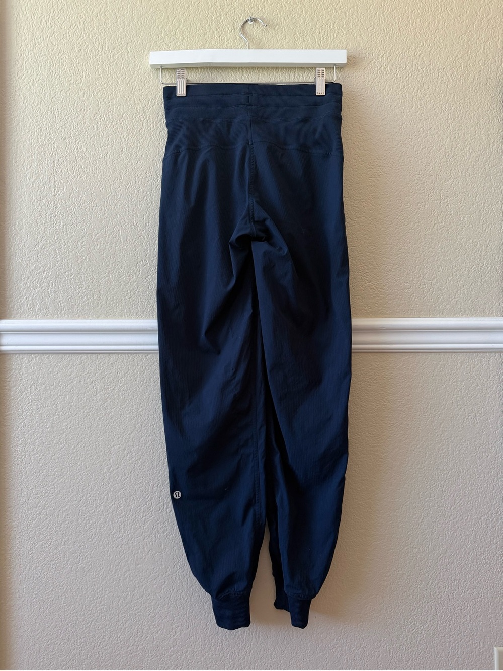 Lululemon Dance Studio Mid-Rise Jogger Pants Navy Blue Size 2